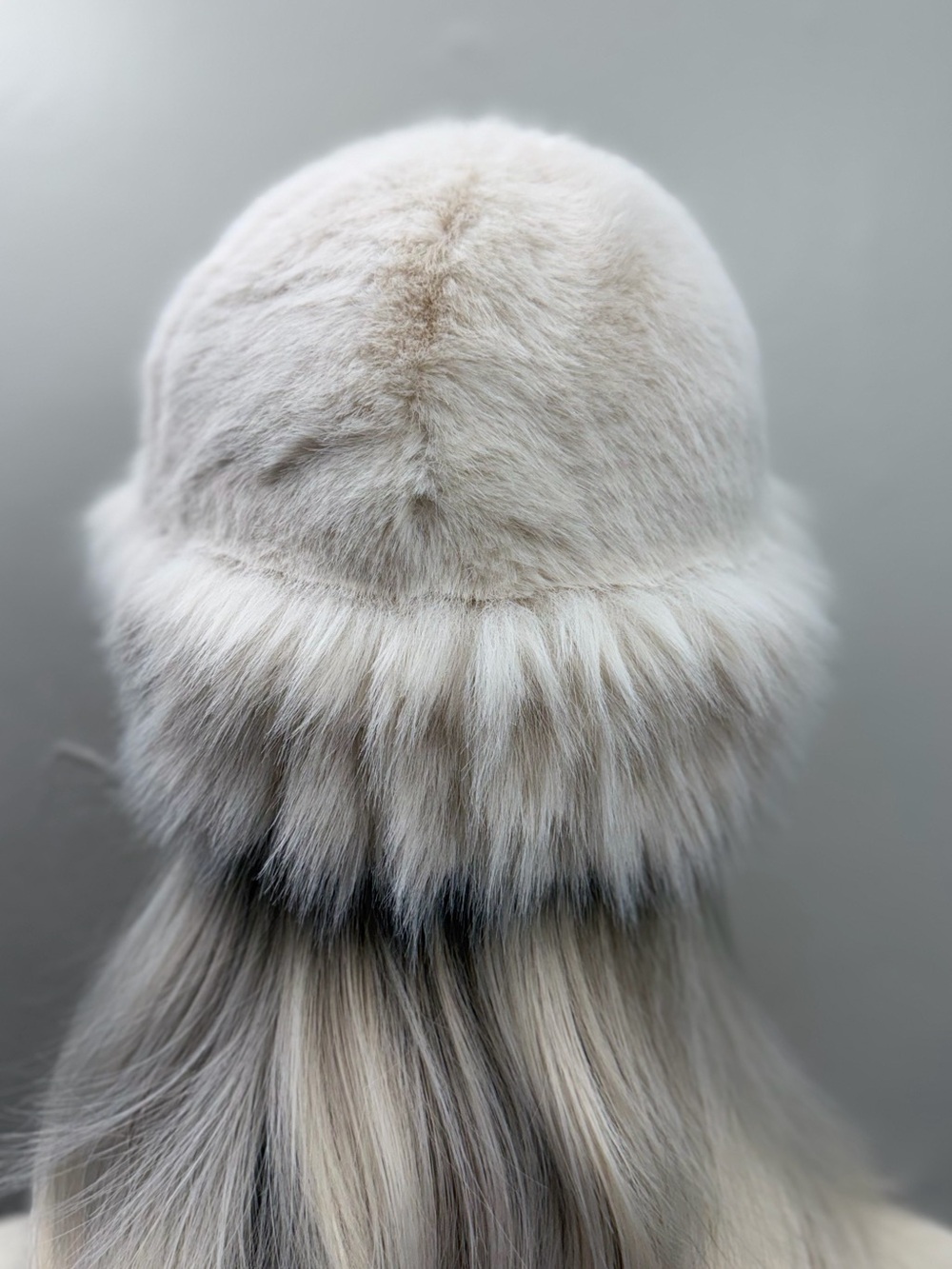 White Faux Fur Bucket Hat Soft Fluffy Plush Winter Y2K Fuzzy Statement Hat - Picture 4 of 5